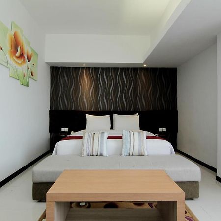 The Sun Hotel Madiun Luaran gambar