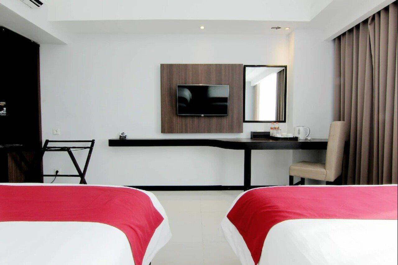 The Sun Hotel Madiun Luaran gambar