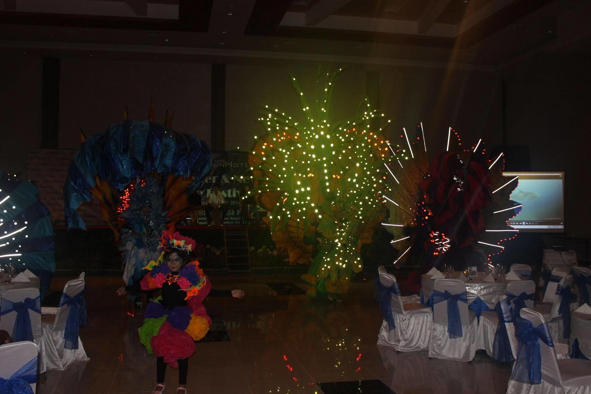 The Sun Hotel Madiun Luaran gambar