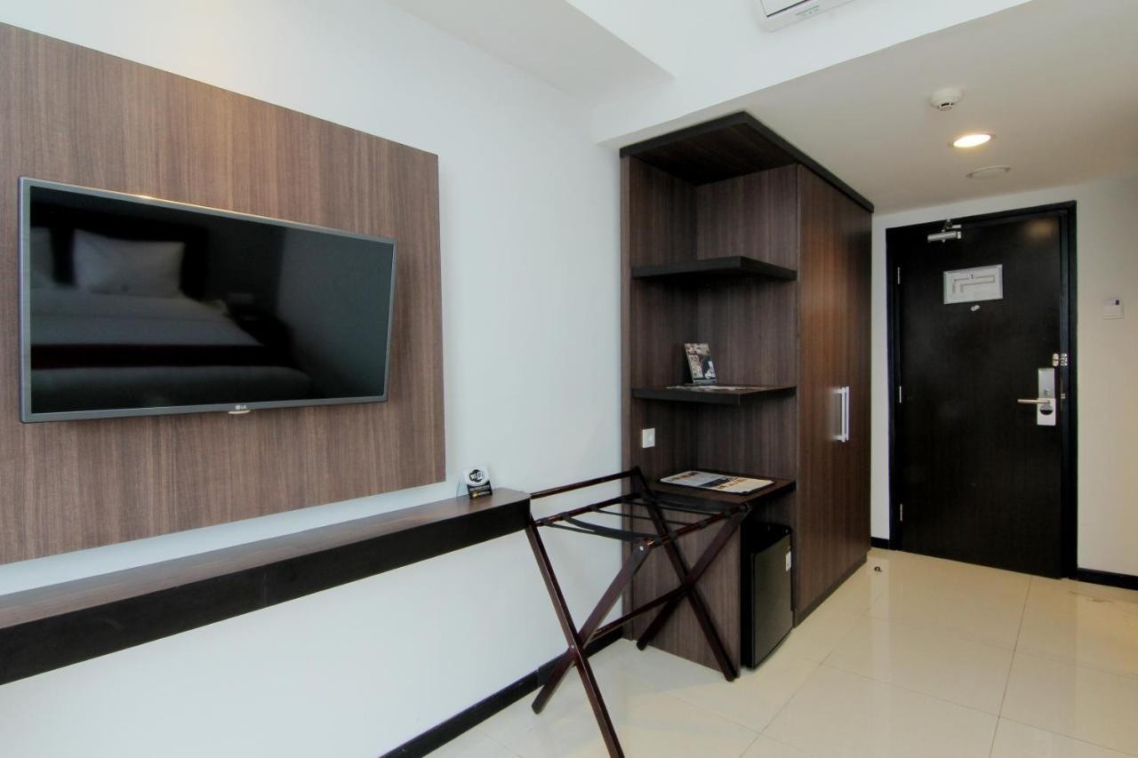 The Sun Hotel Madiun Luaran gambar