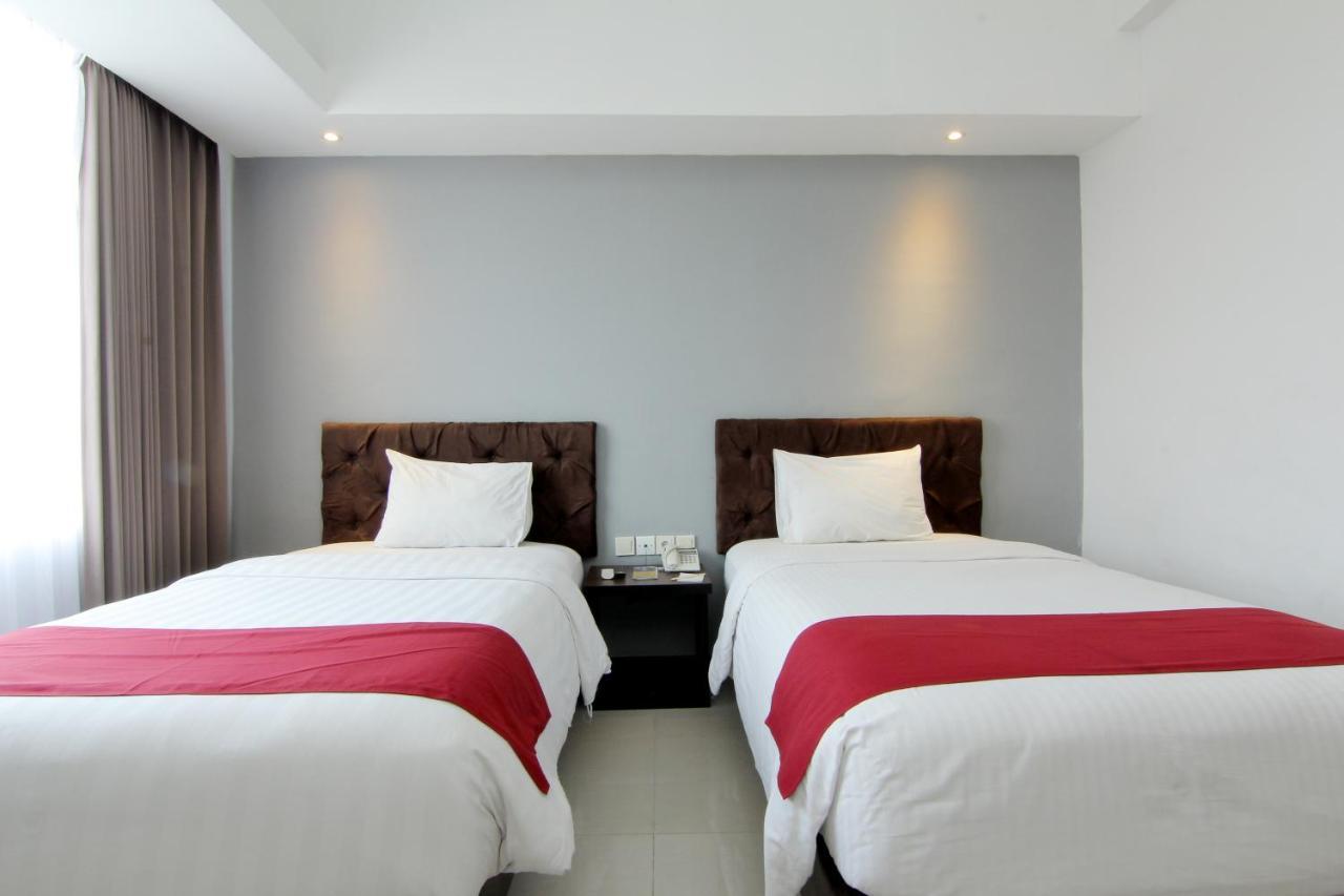 The Sun Hotel Madiun Luaran gambar